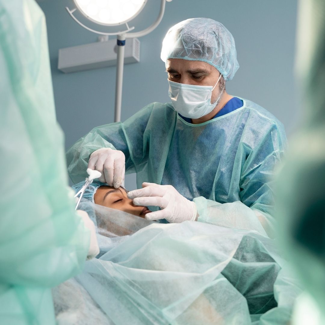 Unitouch Latex Powdered Examination Gloves Pack of 70 Pcs